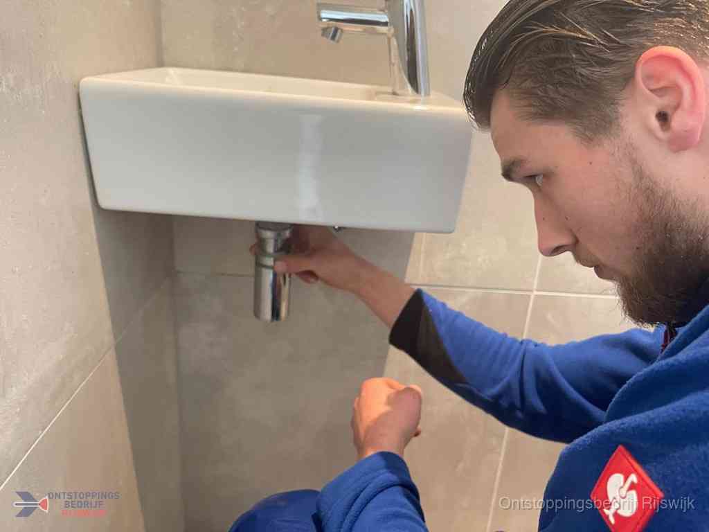 Wastafel Ontstoppen Rijswijk